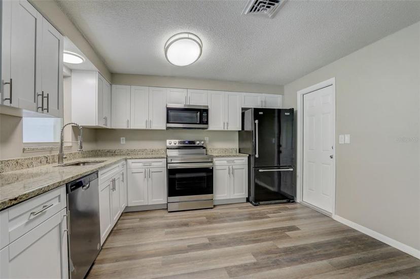 Picture of 671 Tanager Road, Venice FL 34293