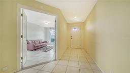 Picture of 4244 Brittany Lane Unit 11, Sarasota, FL 34233