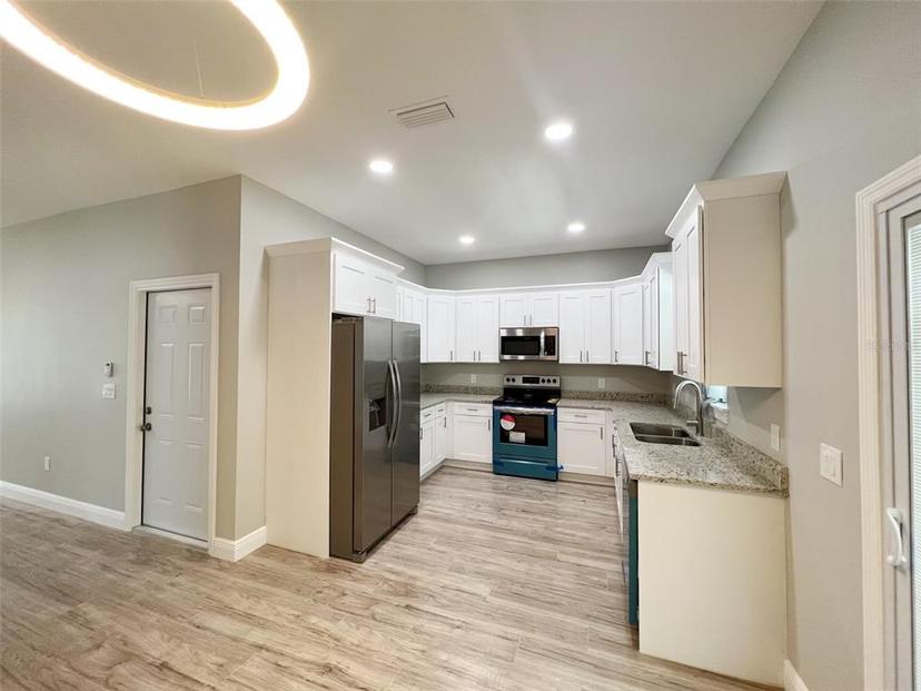 Picture of 0 Pevetty, Plant City FL 33563