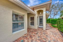 Picture of 1113 Topelis Drive, Englewood, FL 34223