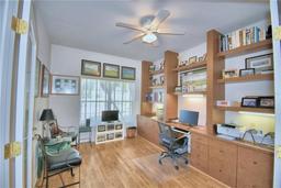 Picture of 132 Lake Region Circle, Winter Haven, FL 33881