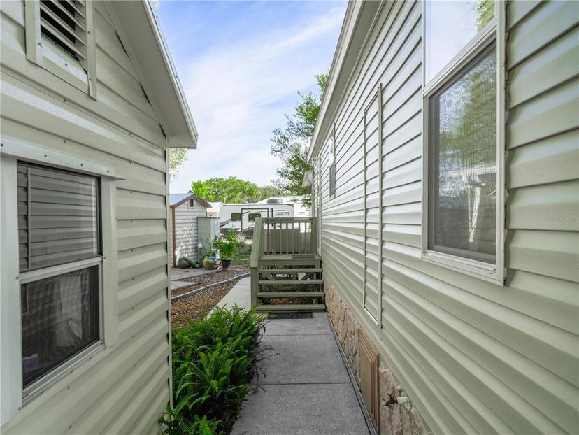 Picture of 8 Night Owl Circle, Lake Wales FL 33898
