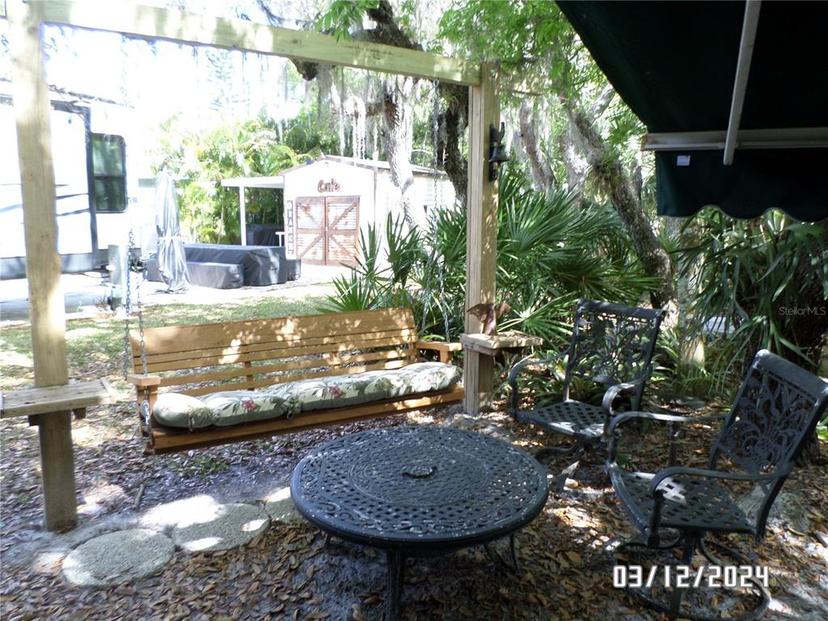 Picture of 111 E Appaloosa Trail, River Ranch FL 33867