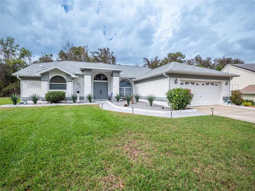 Picture of 18 Hemlock Court E, Homosassa FL 34446