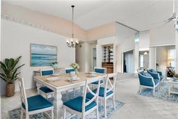 Picture of 523 Foxwood Blvd, Englewood, FL 34223