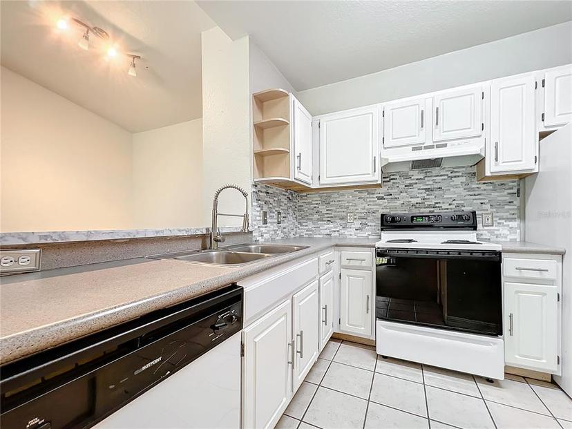 Picture of 8921 Legacy Court Unit 306, Kissimmee FL 34747