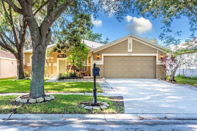 Picture of 2634 Brookville Drive, Valrico FL 33596