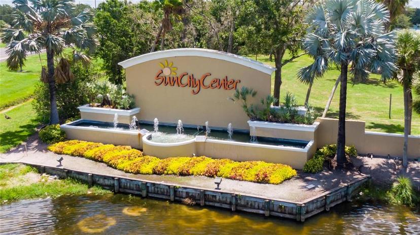 Picture of 718 Chipper Drive, Sun City Center FL 33573
