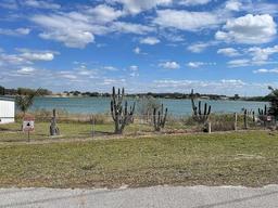Picture of 1554 N Oak Park Avenue, Avon Park, FL 33825