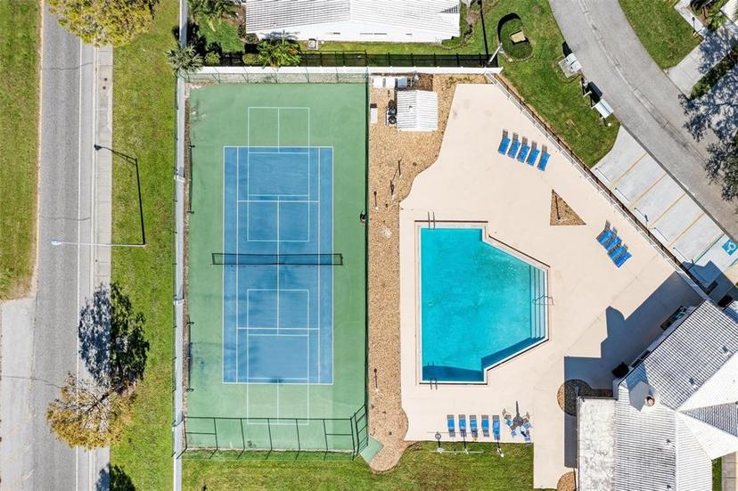 Picture of 5372 Pamela Wood Way Unit 7, Sarasota FL 34233
