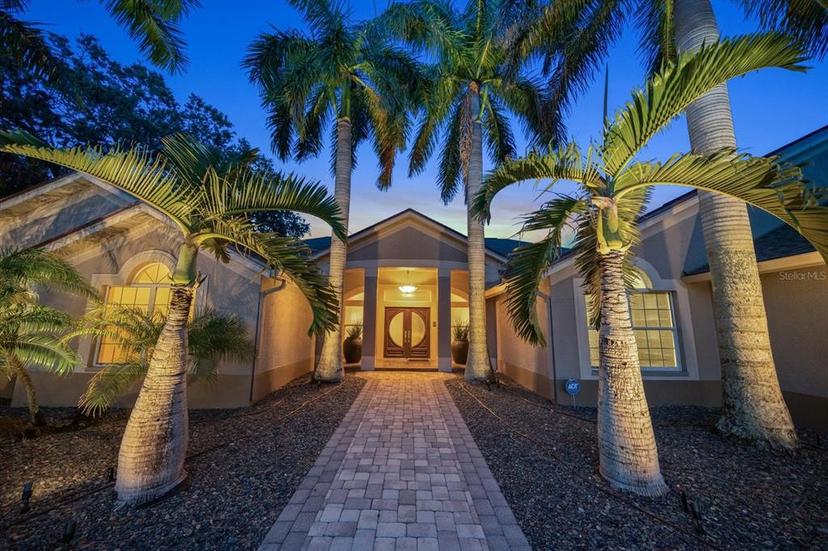 Picture of 201 Bluff View Drive, Belleair Bluffs FL 33770