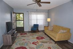 Picture of 305 30Th Avenue W Unit A103, Bradenton, FL 34205
