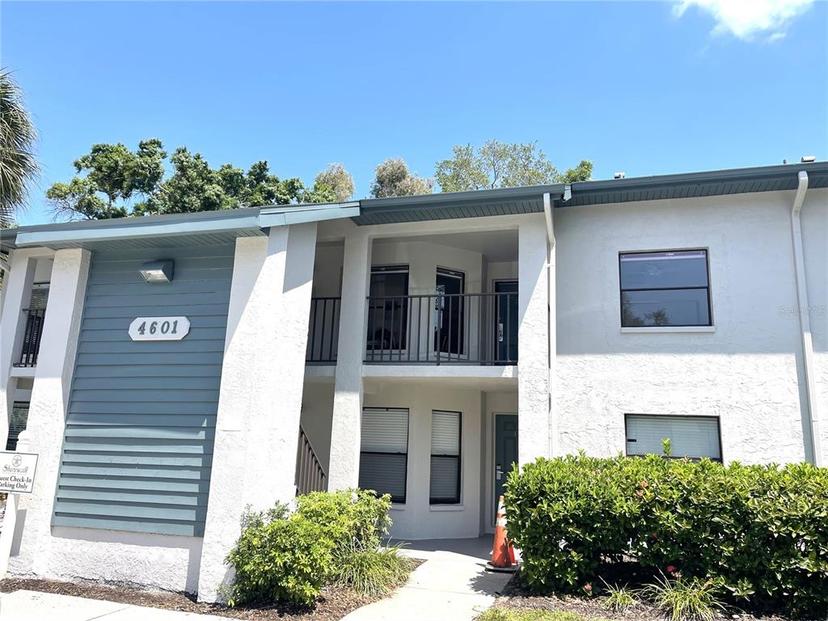 Picture of 4601 46Th Street Court W Unit 202B, Bradenton FL 34210