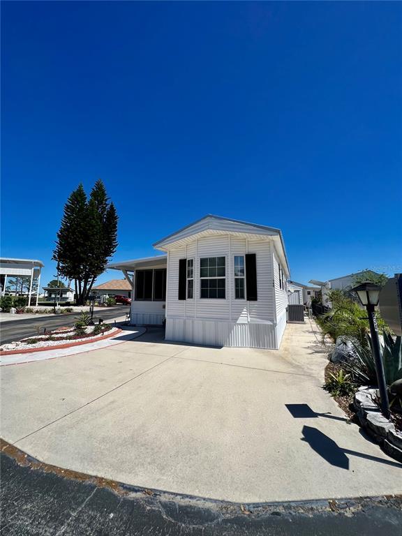 Picture of 540 Royal Troon Loop, Davenport FL 33837