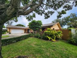 Picture of 2275 Willowbrook Drive, Clearwater, FL 33764