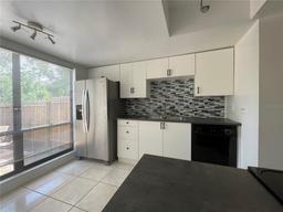 Picture of 824 Park Lake Place Unit 824, Maitland, FL 32751