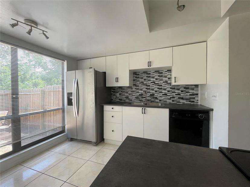 Picture of 824 Park Lake Place Unit 824, Maitland FL 32751