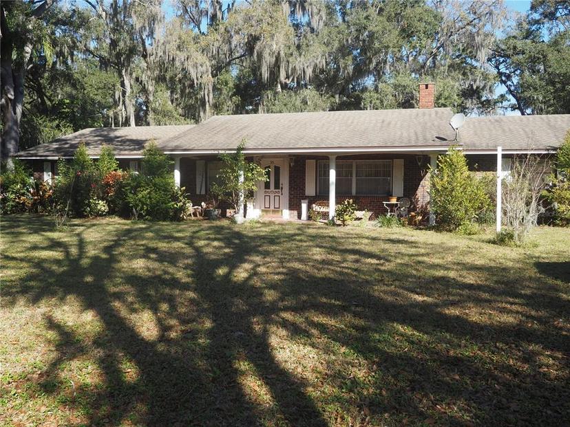 Picture of 95 Pinewood Ln, Winter Haven FL 33881