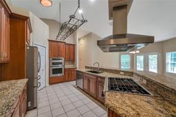 Picture of 33040 Darby Trails, Dade City, FL 33525