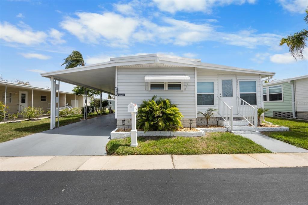 Picture of 10383 S Lake Drive Unit 246, Largo, FL 33773