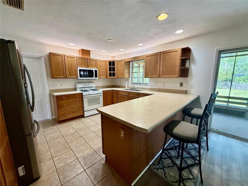 Picture of 9220 NW 12Th Place, Gainesville FL 32606