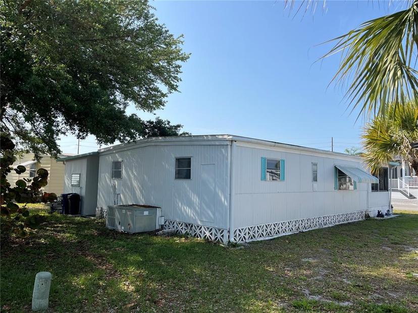 Picture of 620 Locarno Drive, Venice FL 34285