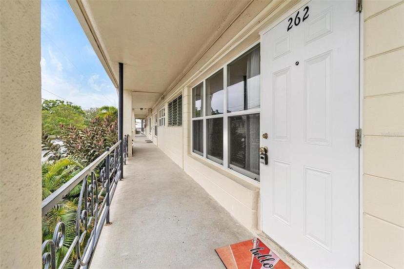 Picture of 4022 57Th Street N Unit 262, Kenneth City FL 33709