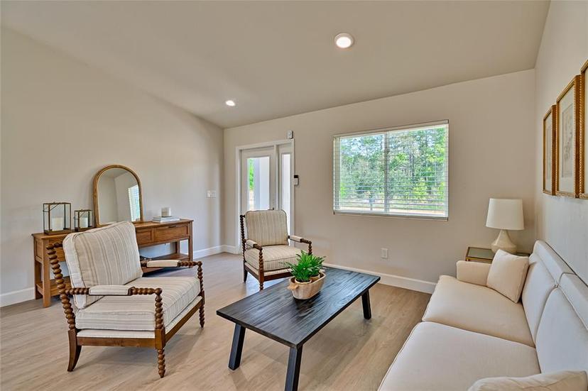 Picture of 242 Portland Street, Hawthorne FL 32640