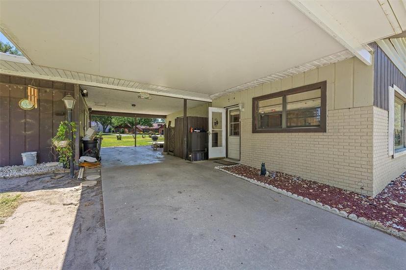 Picture of 9930 County Road 114B, Wildwood FL 34785