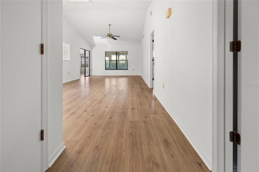 Picture of 104 Park Forest Boulevard, Englewood FL 34223