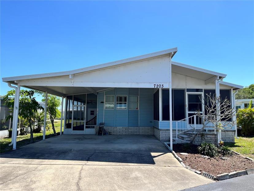 Picture of 7203 Mount Essex Drive Ne Unit 515, St Petersburg FL 33702