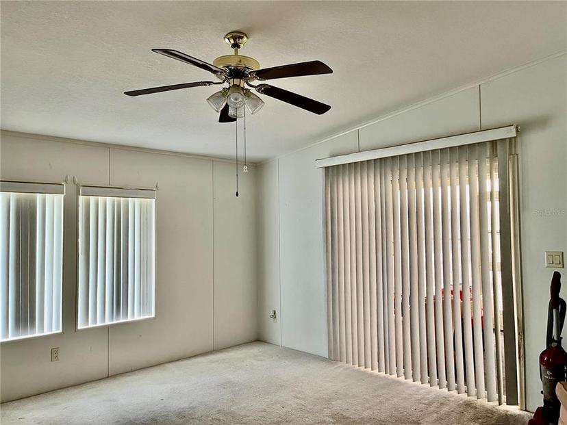 Picture of 7203 Mount Essex Drive Ne Unit 515, St Petersburg FL 33702