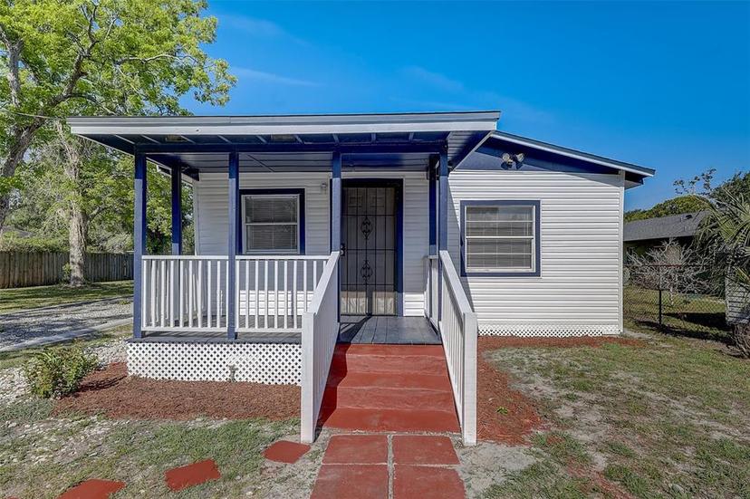Picture of 1604 Peach Avenue, Sanford FL 32771