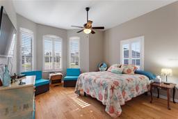 Picture of 100 Laurel Oak Pass, Davenport, FL 33837
