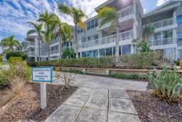 Picture of 615 Dream Island Place Unit 304, Longboat Key, FL 34228
