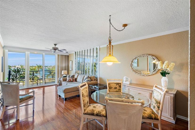Picture of 6021 Bahia Del Mar Circle Unit 439, St Petersburg FL 33715