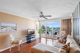 Picture of 6021 Bahia Del Mar Circle Unit 439, St Petersburg, FL 33715
