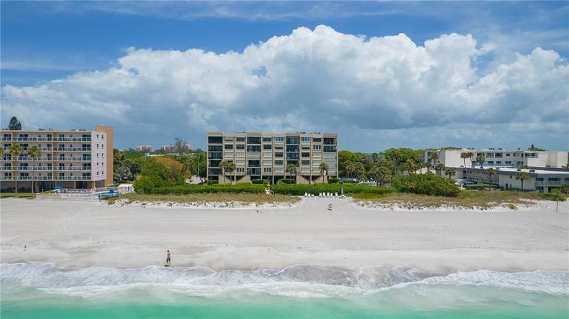 Picture of 2675 Gulf Of Mexico Drive Unit 204, Longboat Key FL 34228