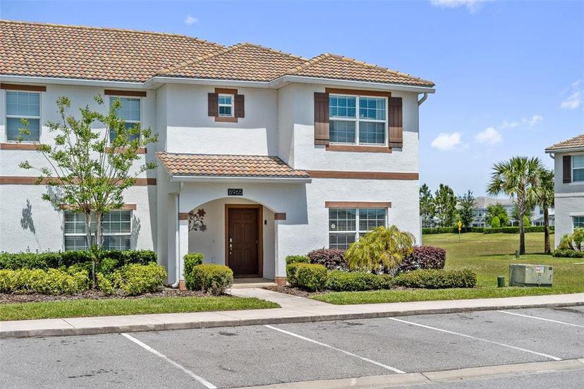 Picture of 8965 Stinger Drive, Davenport FL 33896