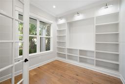 Picture of 4010 W Watrous Avenue, Tampa, FL 33629