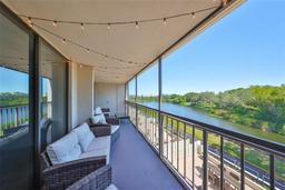 Picture of 220 Belleview Boulevard Unit 304, Belleair, FL 33756