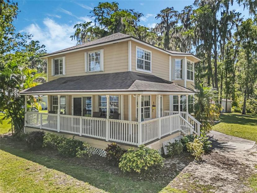 Picture of 12012 Barker Griffin Lane, Clermont FL 34711