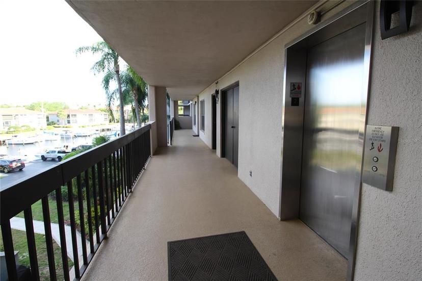 Picture of 1806 Mariner Drive Unit 214, Tarpon Springs FL 34689