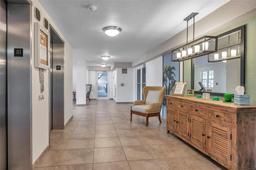 Picture of 7296 Marathon Drive Unit 504, Seminole, FL 33777