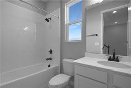 Picture of 1715 Sugarbelle Circle, Mascotte, FL 34753