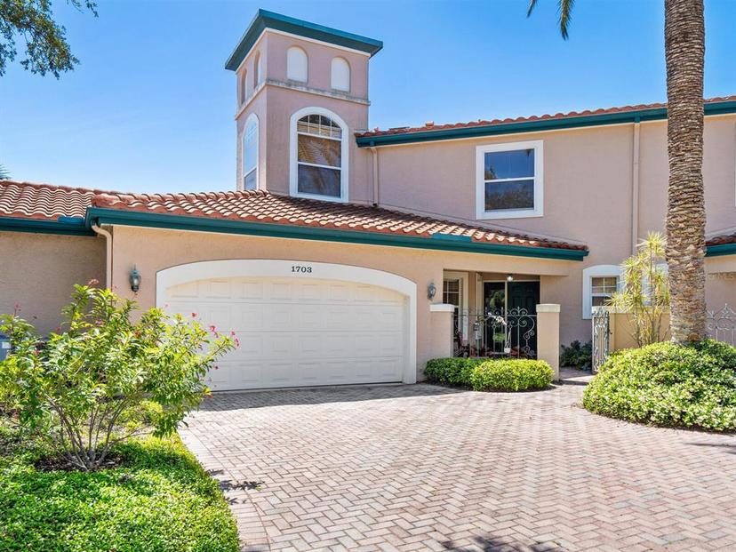 Picture of 1703 Starling Drive Unit 1703, Sarasota FL 34231