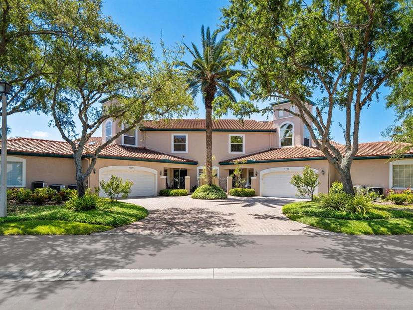 Picture of 1703 Starling Drive Unit 1703, Sarasota FL 34231