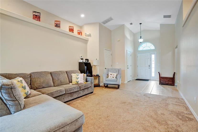 Picture of 348 Robin Road, Davenport FL 33896