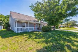 Picture of 3328 47Th Avenue E, Bradenton, FL 34203