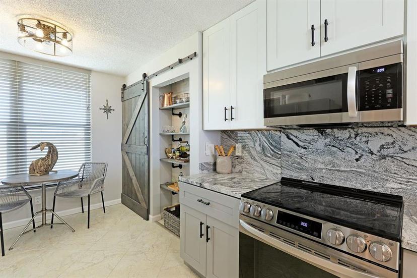 Picture of 4410 Fairways Boulevard Unit 406, Bradenton FL 34209